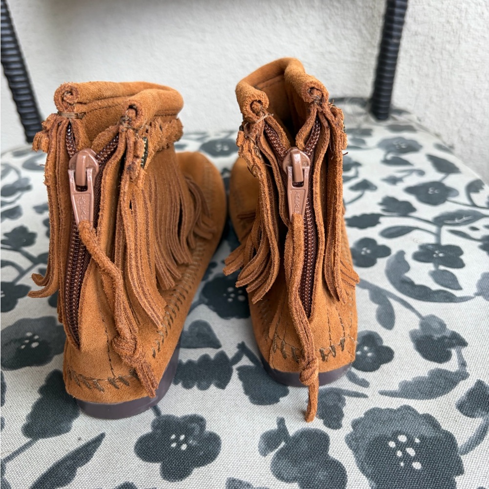Minnetonka Brown Suede Fringe Bootie Moccasins - Picture 11 of 17